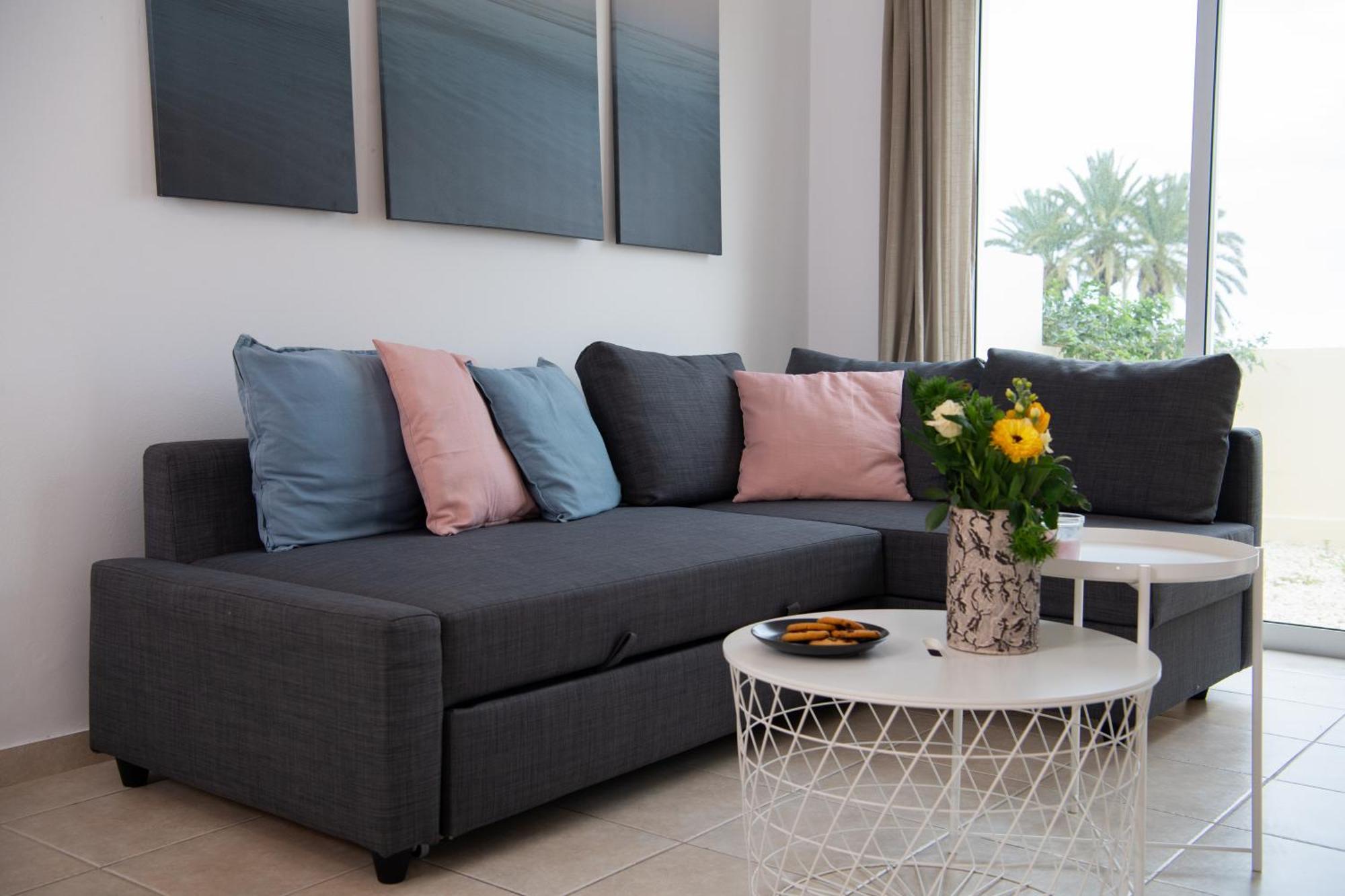 Path Latchi Beachfront Apartments ภายนอก รูปภาพ