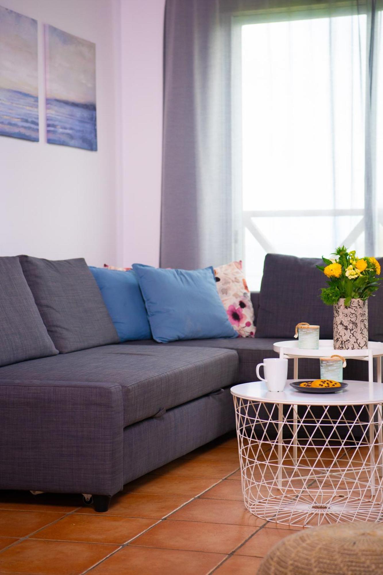 Path Latchi Beachfront Apartments ภายนอก รูปภาพ